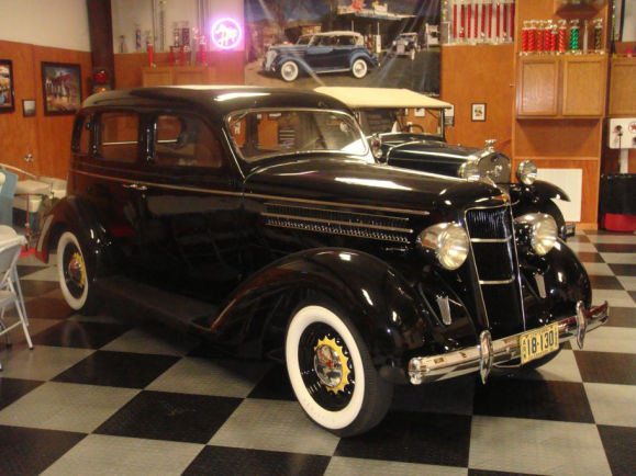 1935 Dodge DU